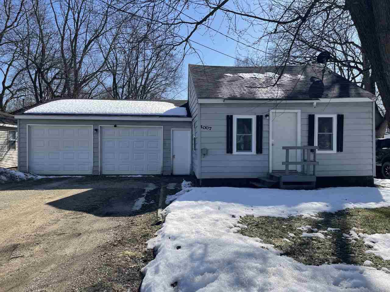 1007 Arthur, Mount Pleasant, MI 48858