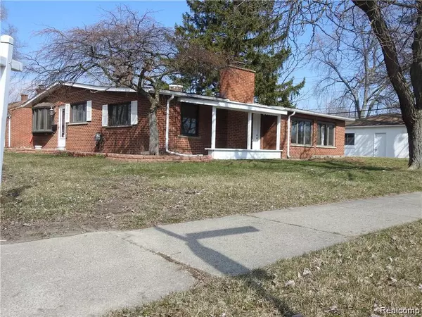 Clinton Township, MI 48035,35508 Silvano