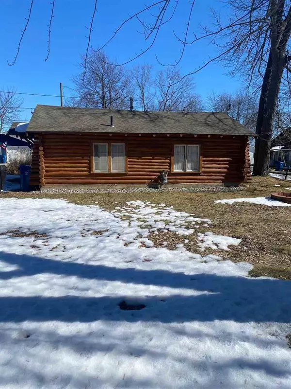 Houghton Lake, MI 48629,201 Shoreline