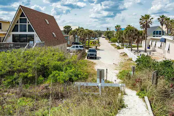 St Augustine Beach, FL 32080,7 and 9 13th St