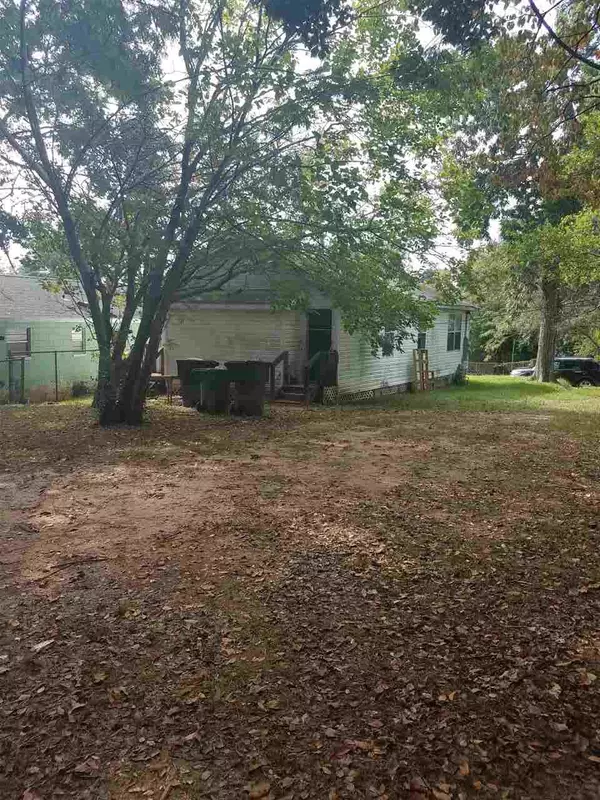 Tallahassee, FL 32304,824 Golden Street #-