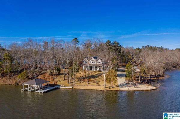 305 LAKE FRONT TRAIL, Clanton, AL 35046