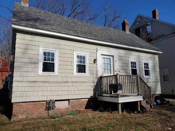 6 Garland ST, South Berwick, ME 03908