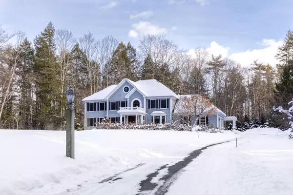 14 Ridge RD, Newfields, NH 03856