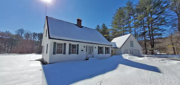 17 Bruce Brook RD, Newfane, VT 05345