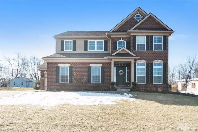 Grand Blanc Twp, MI 48439,6250 WOODRIDGE LN