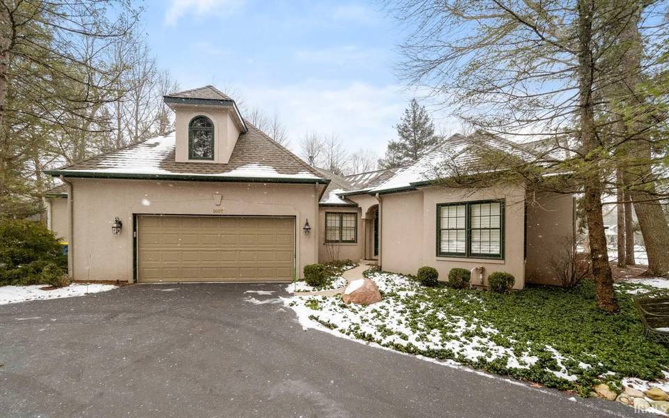 1607 Pine Top Trace, Mishawaka, IN 46545-4050