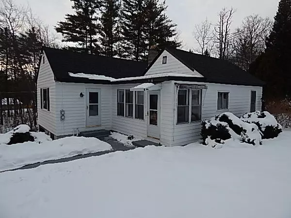 39 Joslin RD, Swanzey, NH 03431