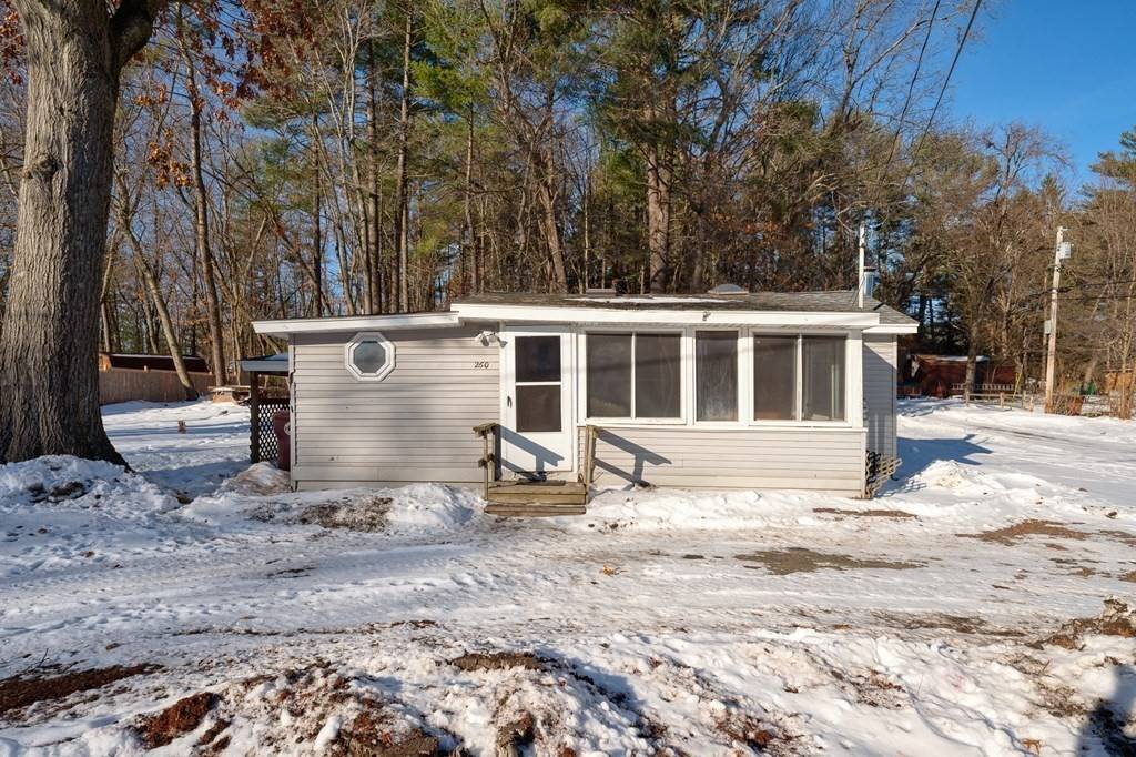 Westfield, MA 01085,260 Saunder St