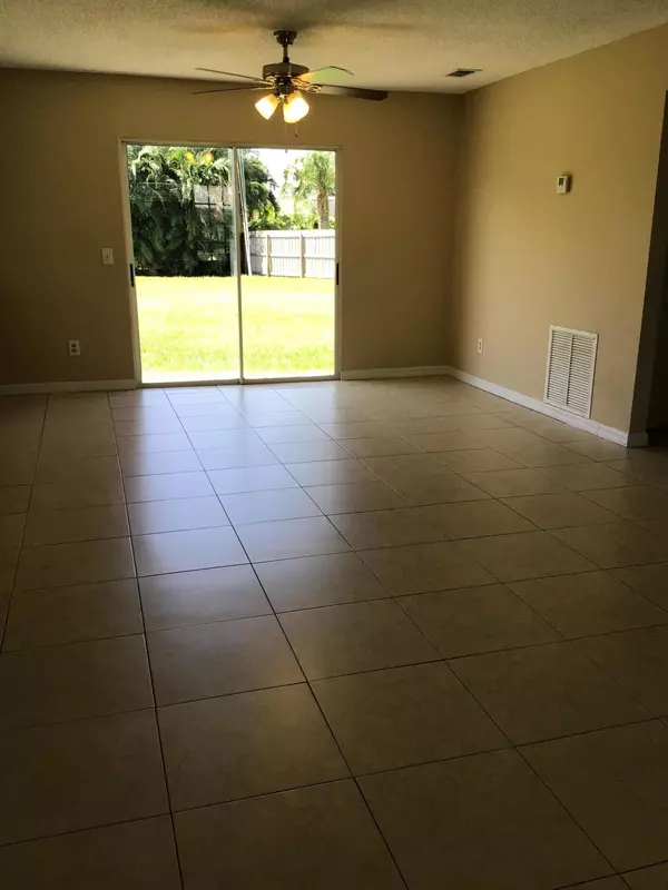 Port Saint Lucie, FL 34952,2965 SE Buccaneer CIR