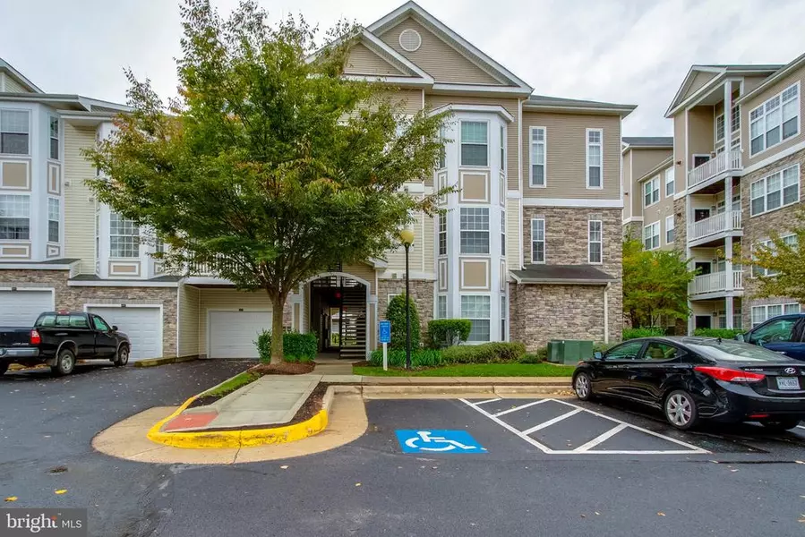 504 SUNSET VIEW TER SE #207, Leesburg, VA 20175