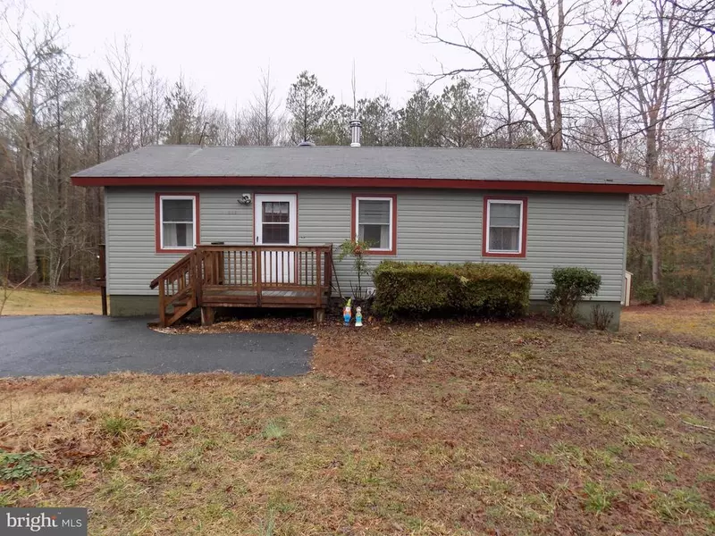 203 LAND OR DR, Ruther Glen, VA 22546