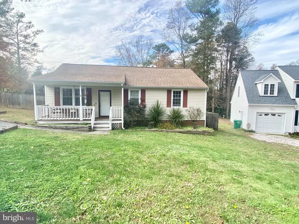 Colonial Heights, VA 23834,122 LAKESIDE DR