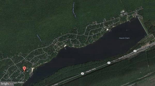 LAKE DR, Nesquehoning, PA 18240