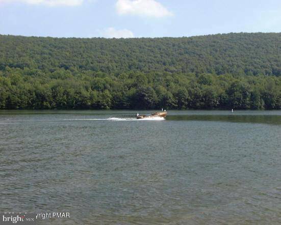 Nesquehoning, PA 18240,LAKE DR