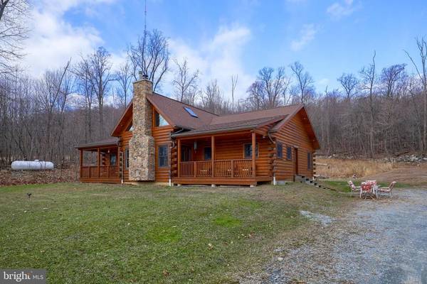 Hellam, PA 17406,5215 SNYDER LN