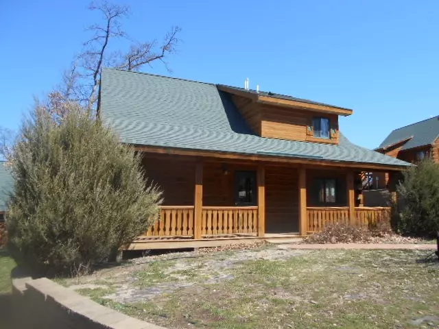 913 Paddleboat Ct, Warrens, WI 54666