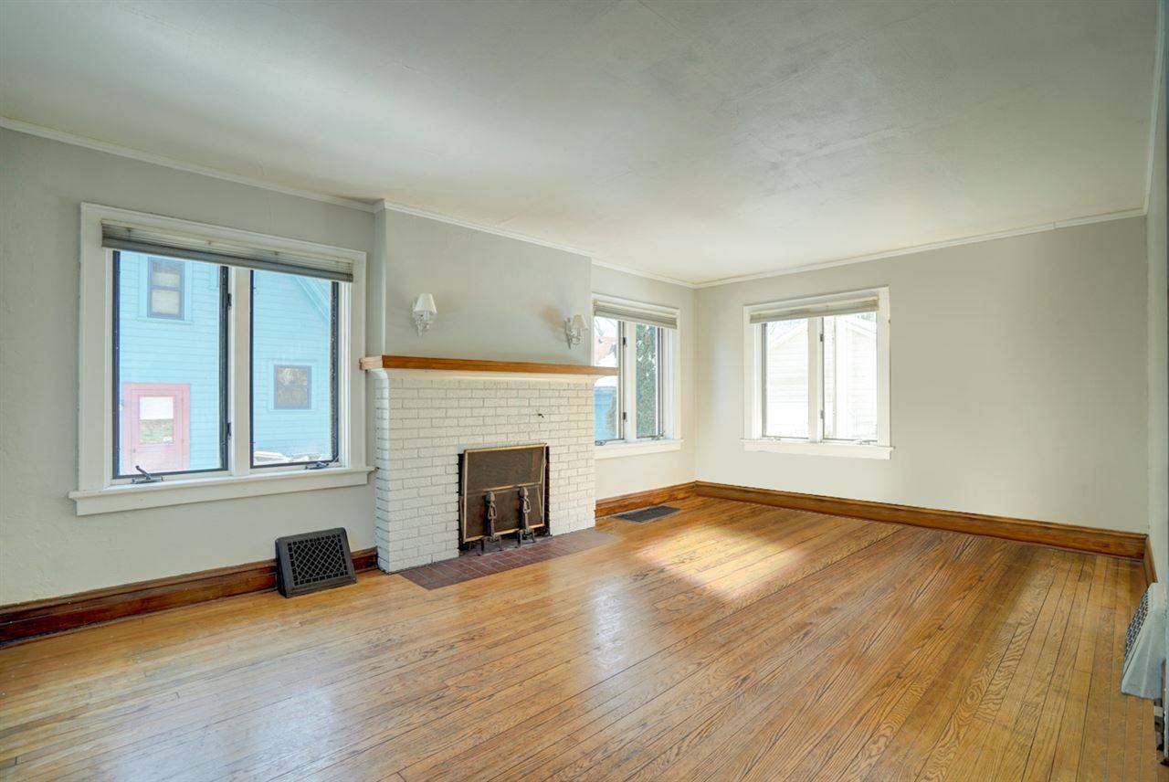 Madison, WI 53715,809 W Lakeside St