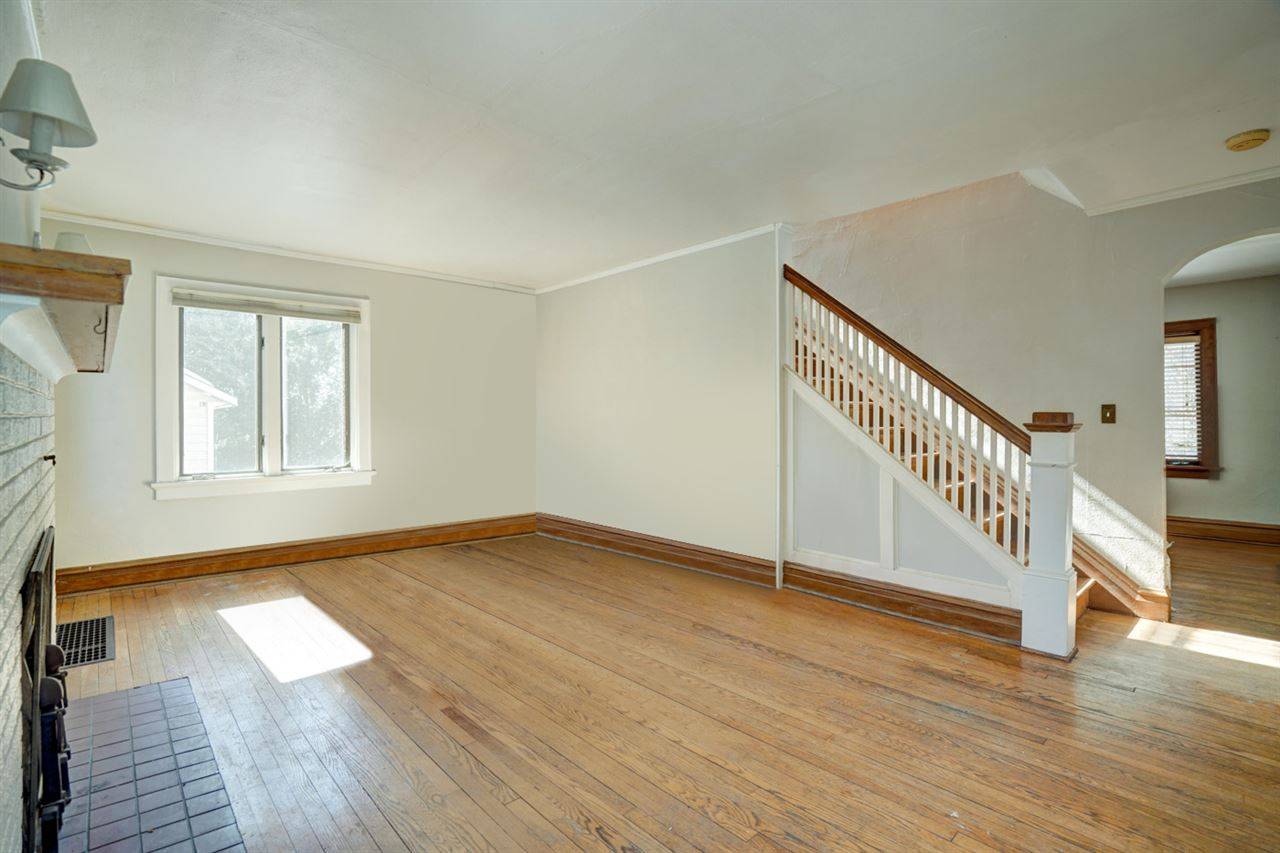 Madison, WI 53715,809 W Lakeside St