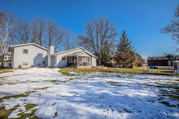 6322 SIGHTING RD, Mcfarland, WI 53558