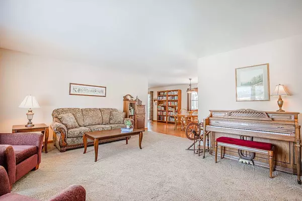 Sun Prairie, WI 53590,1205 CORAL DR