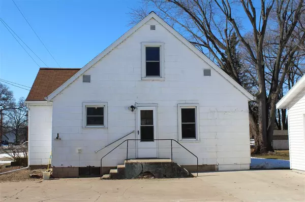 Mauston, WI 53948,505 Sherman St