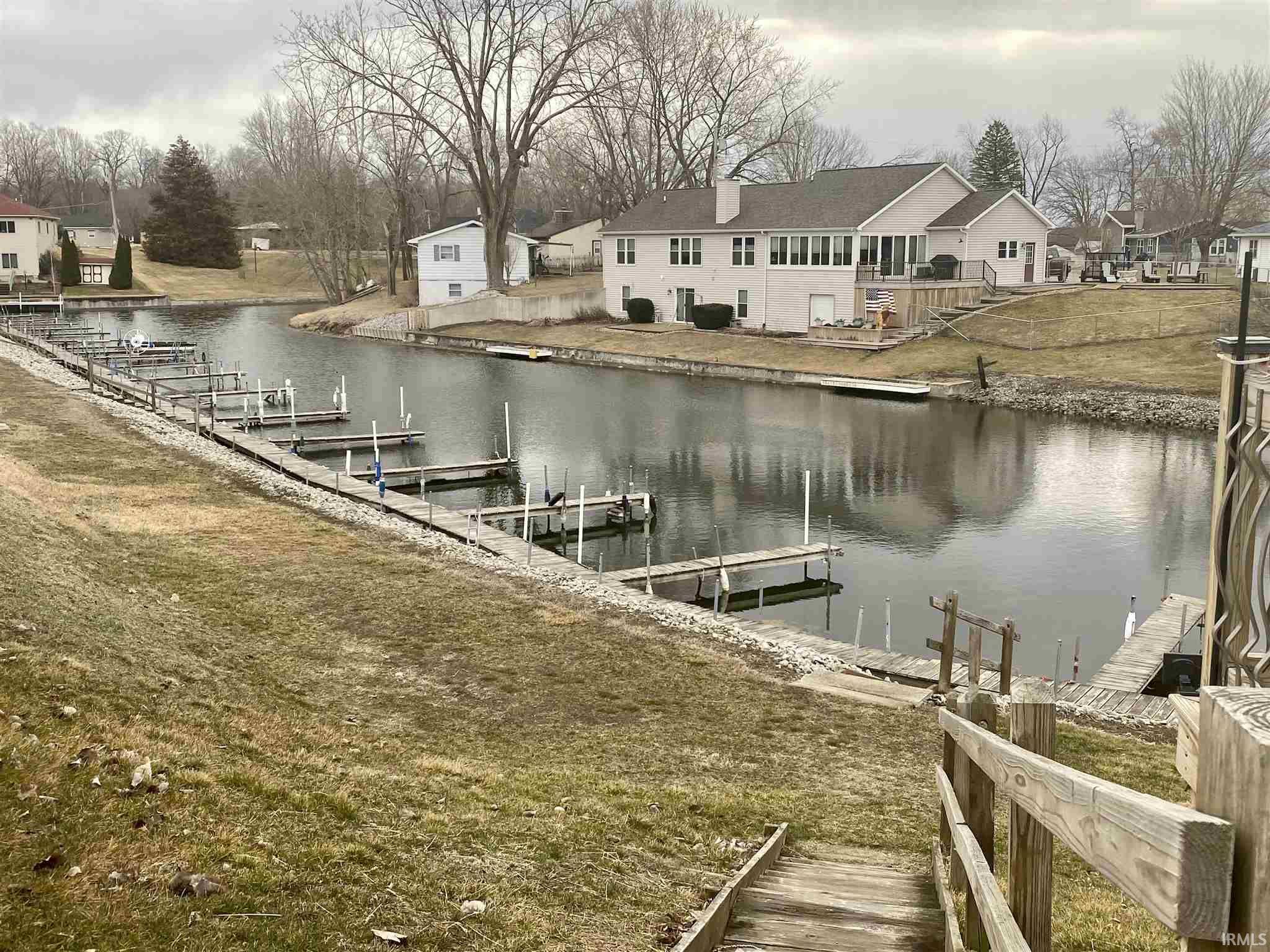 North Webster, IN 46555,102 E Fourth Street #35