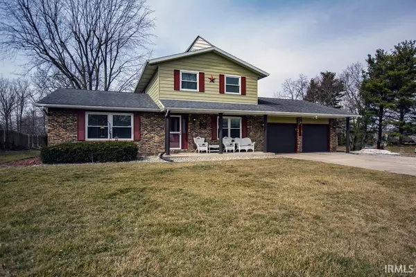 57131 Westlake Drive, Middlebury, IN 46540