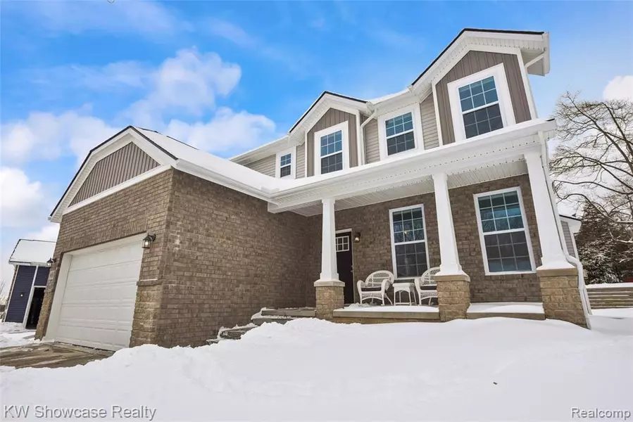 9656 WILLOW OAK Drive, Brighton, MI 48116