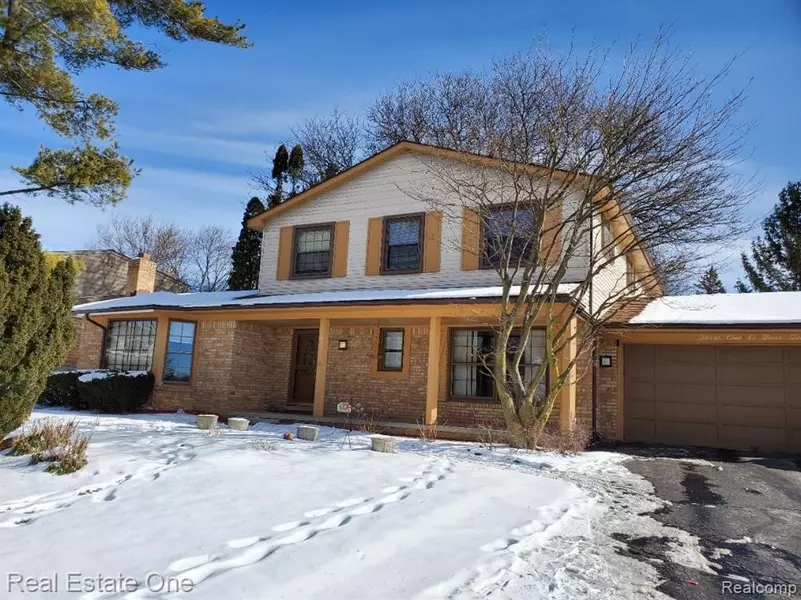 31042 HUNTERS WHIP Lane, Farmington Hills, MI 48331 1537