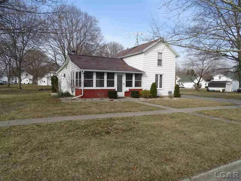 307 E Kilbuck ST, Tecumseh, MI 49286