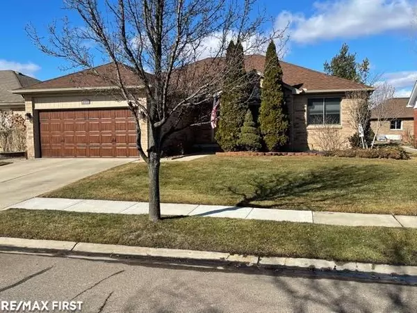 21977 Wilshire Circle,  Macomb Twp,  MI 48044