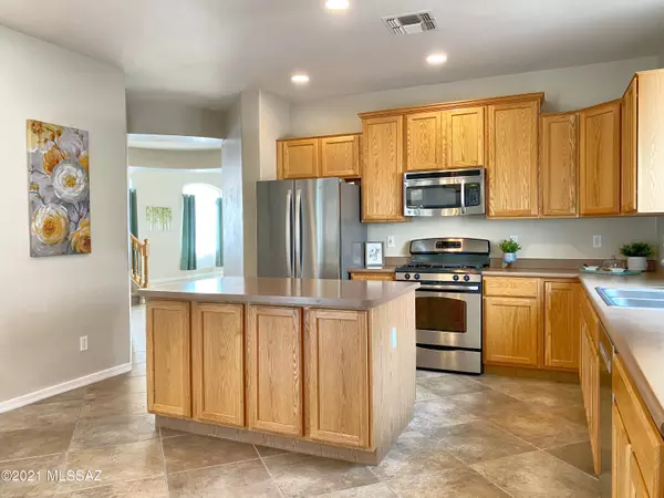 Oro Valley, AZ 85737,12960 N Salt Cedar Drive