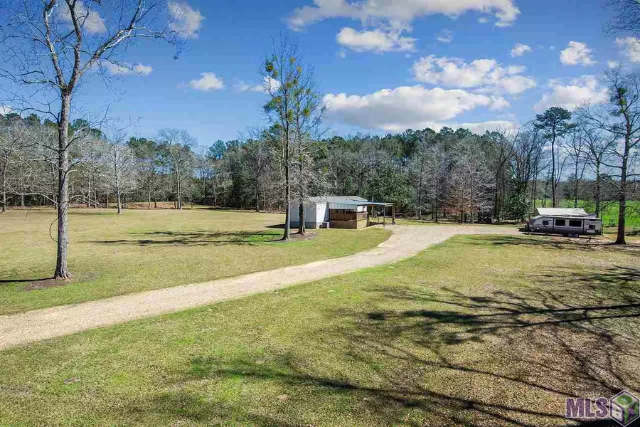 12246 ROBINS RD, Clinton, LA 70722