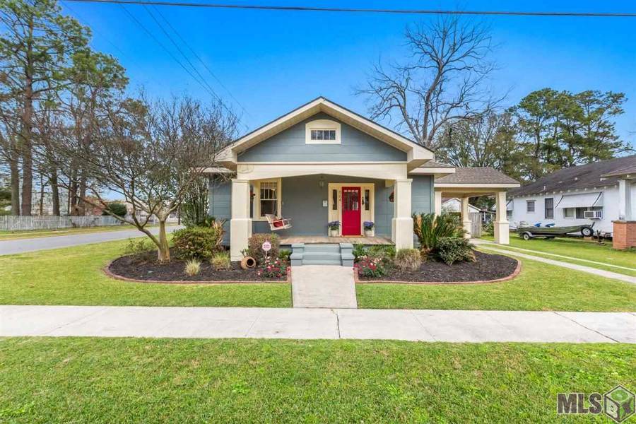 564 GEORGIA AVE, Port Allen, LA 70767