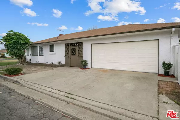 Downey, CA 90240,10006 Pomering Rd