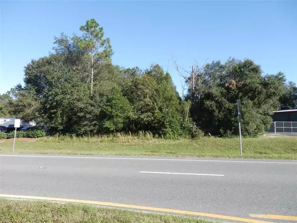 907 N State Road 19, Palatka, FL 32177