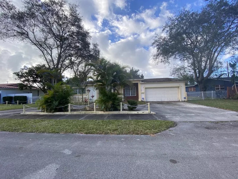 1450 NW 139 ST, Miami, FL 33167