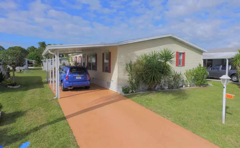 352 Seahorse TER 22, Fort Pierce, FL 34982