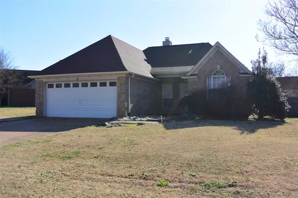 80 VILLAGE DR, Oakland, TN 38060