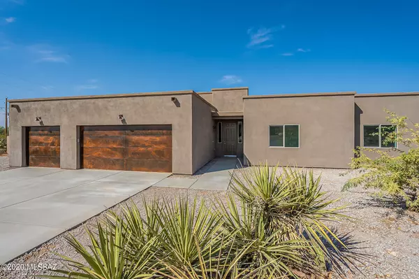 3280 E Shade Rock Place, Vail, AZ 85641