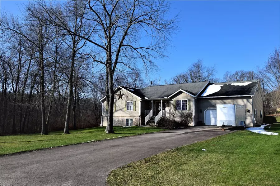 126 Meadowview Drive, Rockwood, PA 15557