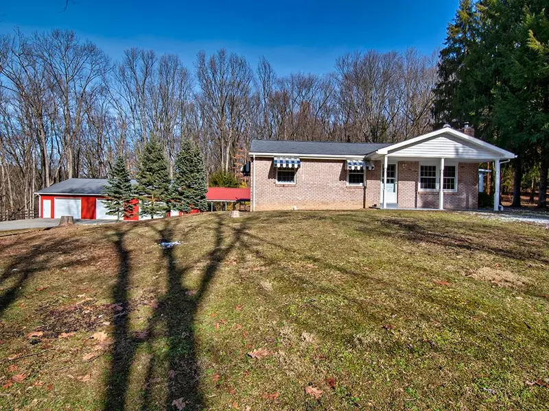 5062 Greensburg, Murrysville, PA 15668