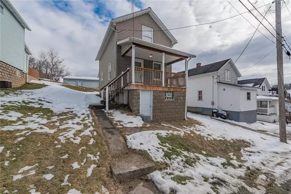 465 SPRING ST, Richeyville, PA 15358