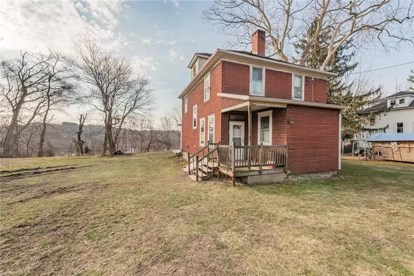 Vestaburg, PA 15368,7 LOOP DRIVE