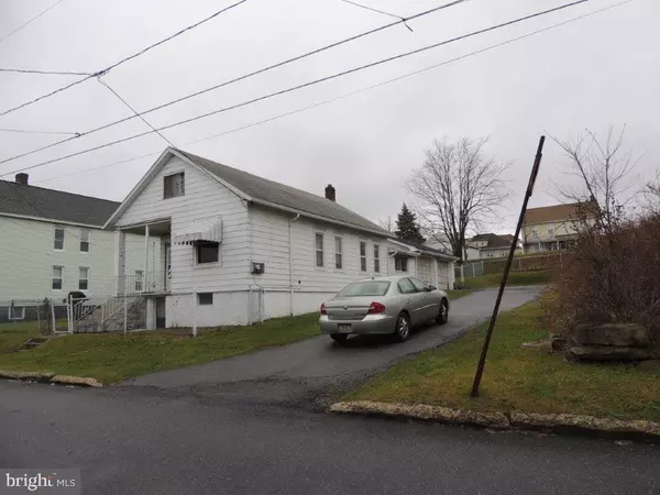 Summit Hill, PA 18250,208 E MCMURTRIE ST