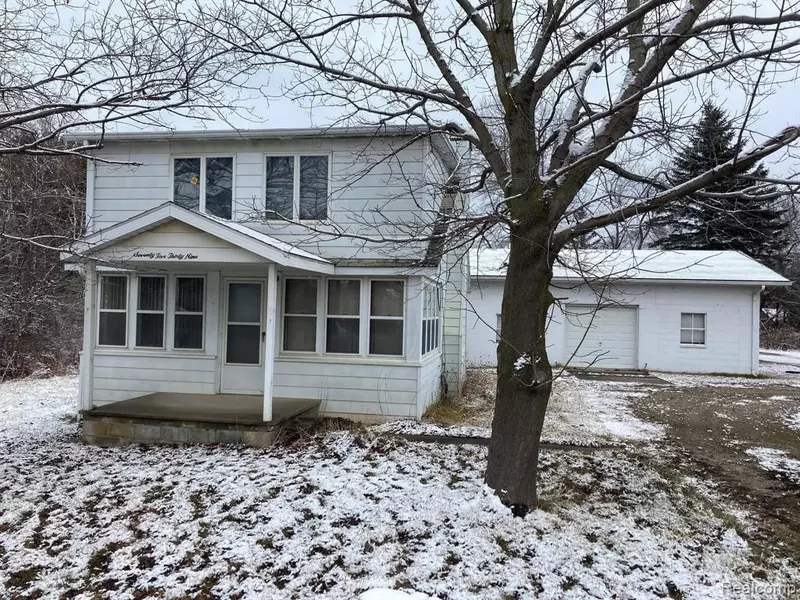 7539 Lakeshore Road, Lexington, MI 48450