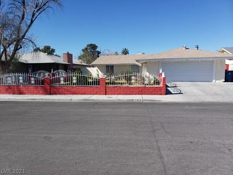 2424 Swaps Lane, Las Vegas, NV 89108