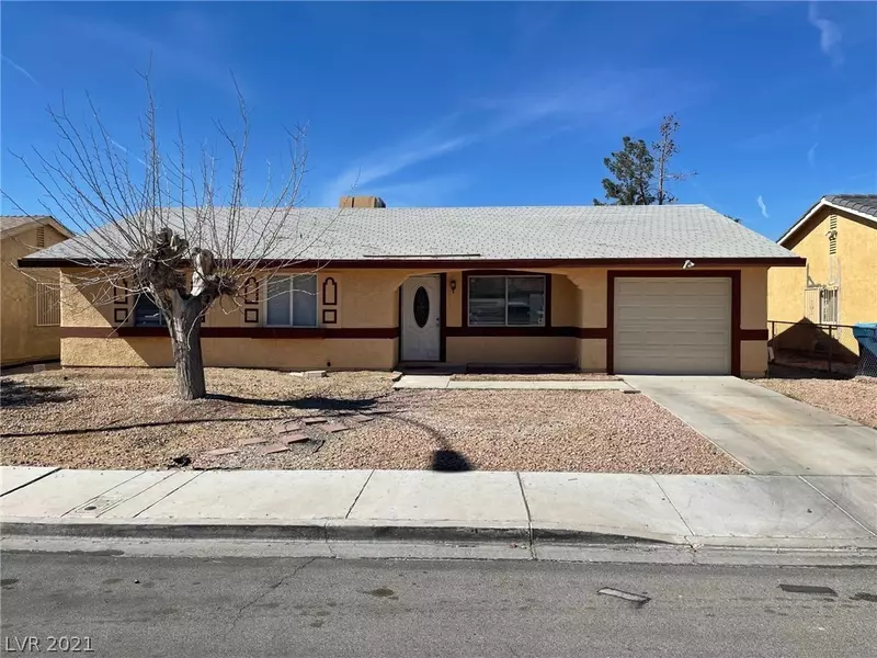 3745 Lone Oak Street, Las Vegas, NV 89115