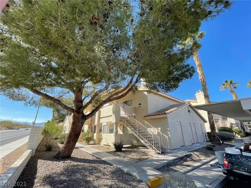 901 Red Boulder Drive #202, Las Vegas, NV 89128